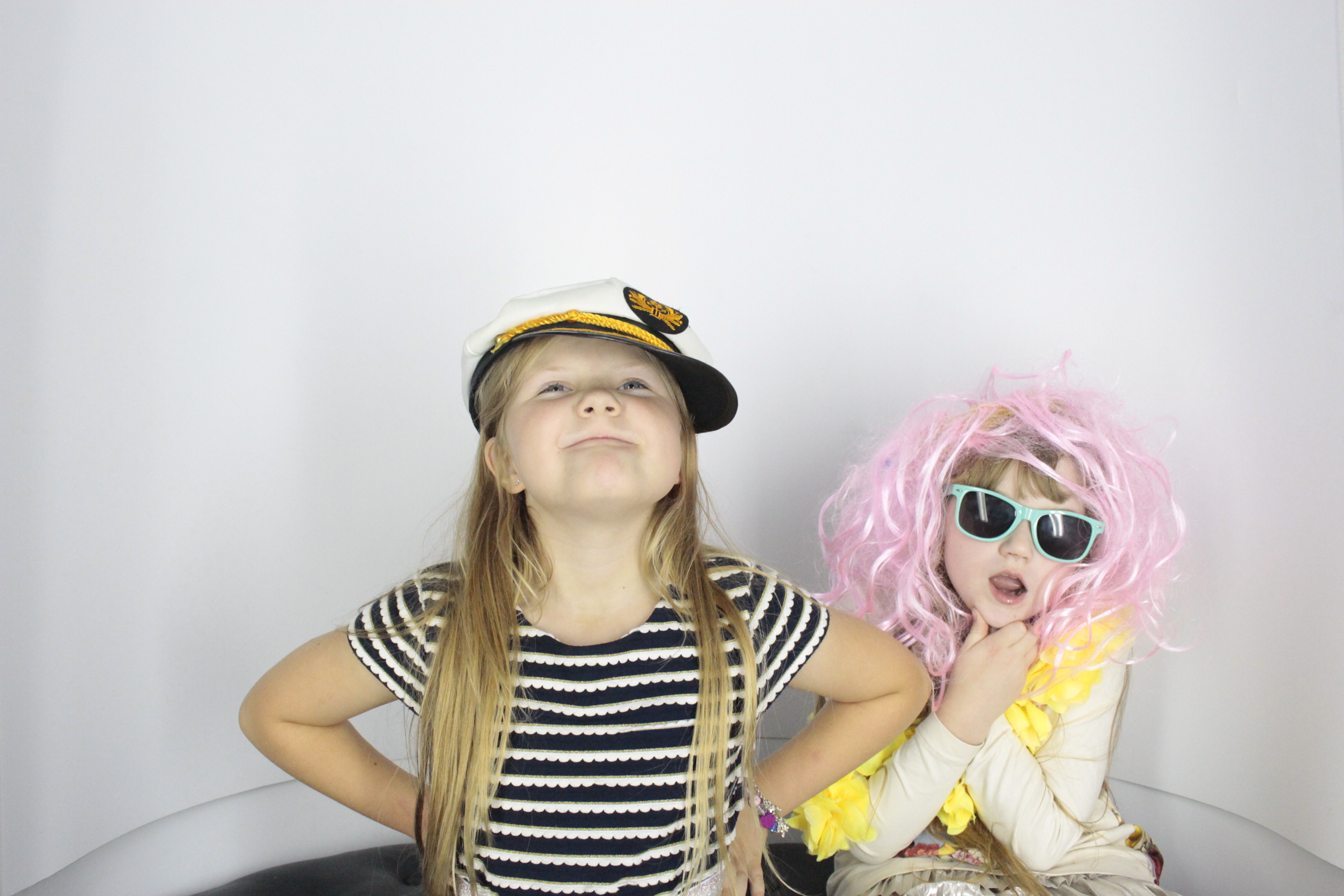 Nadine 40th Birthday  | View more photos from the event at gallery.myphotoboothexperience.co.uk/u/MyPhotoBoothExperienceLtd/Nadine-40th-Birthday